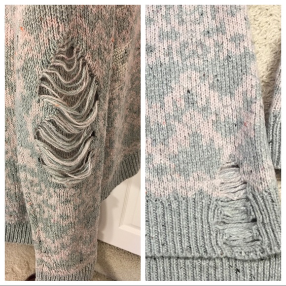 WIldfox distressed sweater - Picture 3 of 7